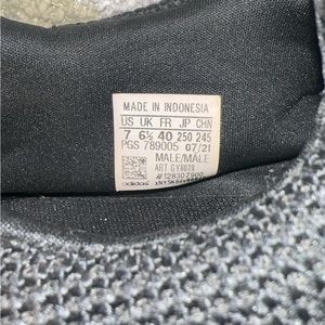 Boys adidas shoes size 7